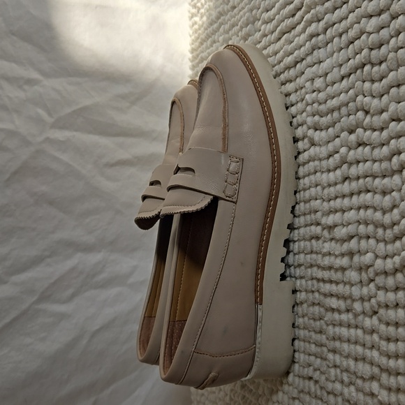 Franco Sarto Cedra Loafers Cream Size 7 - Picture 2 of 7
